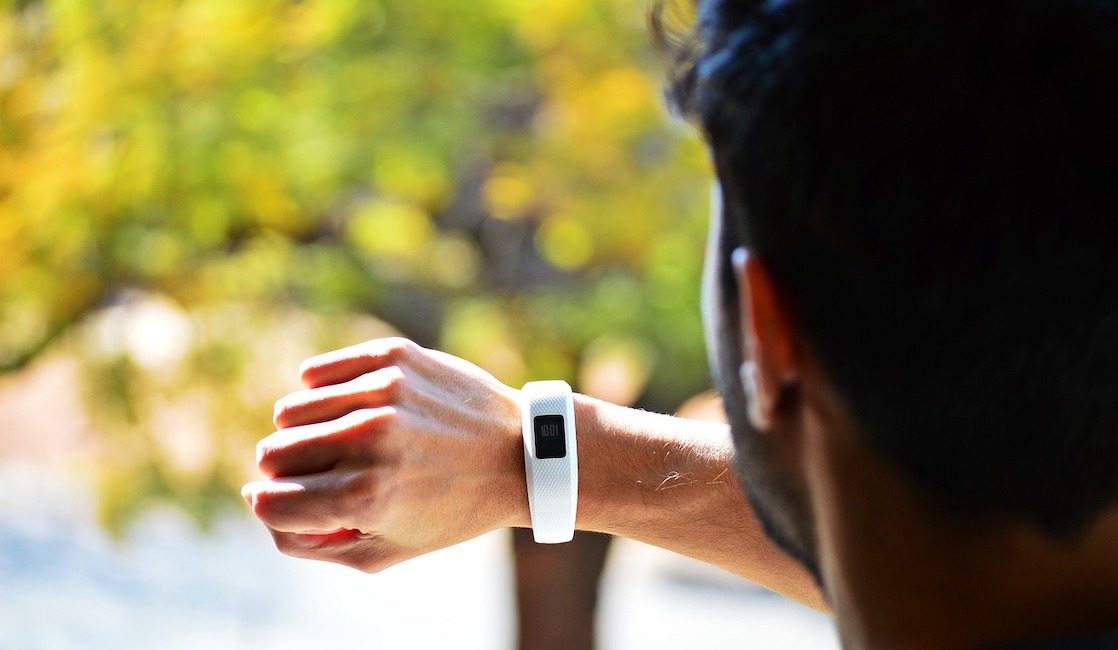 The number of steps and walking time per day increases simply by wearing the wearable.
